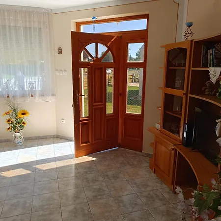 דירה Valika Nyaraloja Balatonkersztur