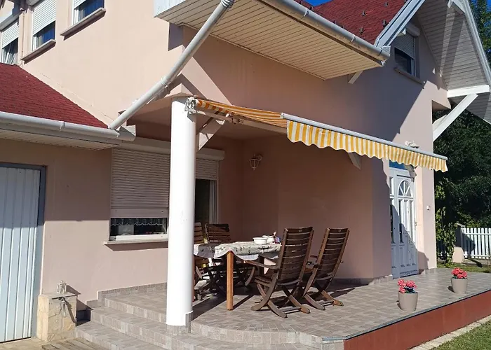 Valika Nyaralója Balatonkersztúr Apartament