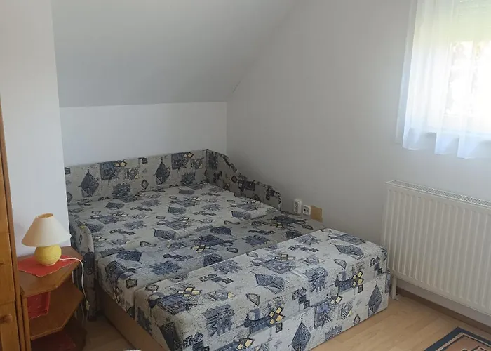 Valika Nyaraloja Balatonkersztur Balatonkeresztúr